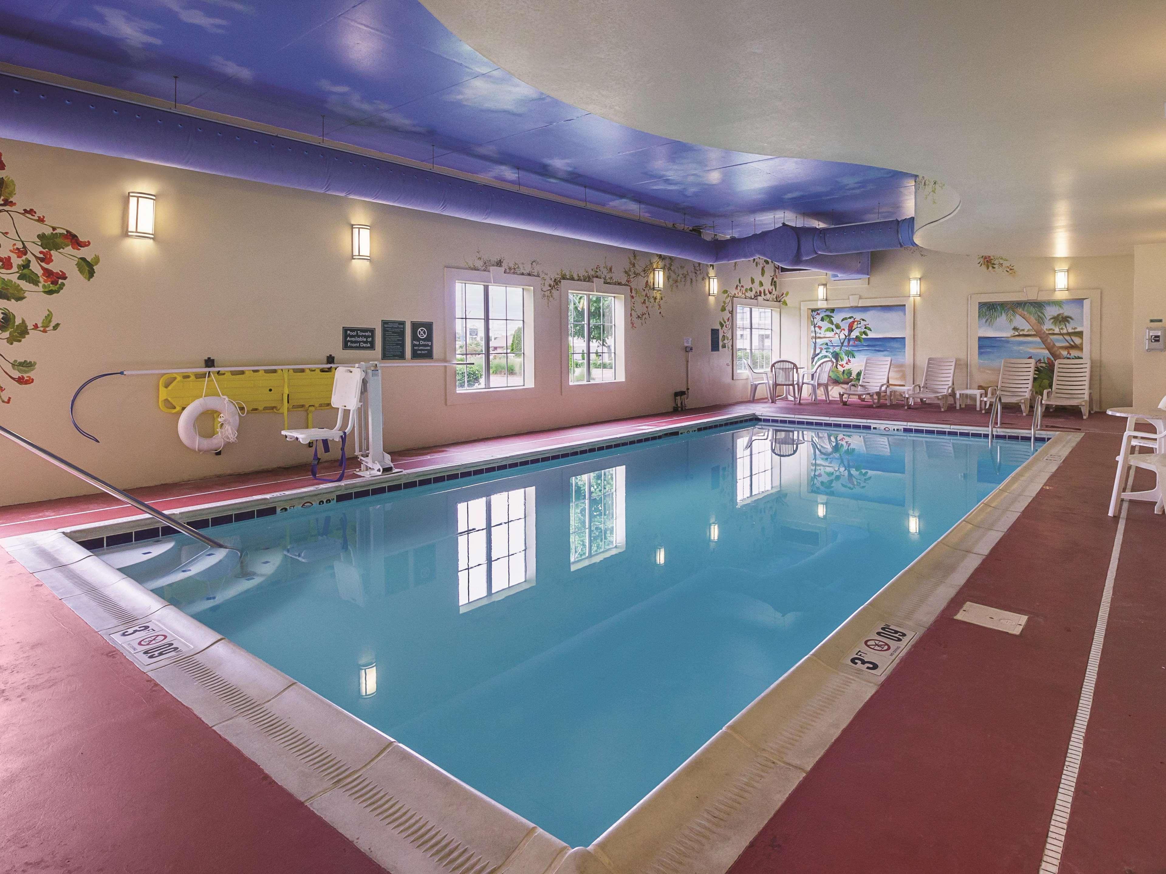 La Quinta By Wyndham Боулинг Грийн Екстериор снимка